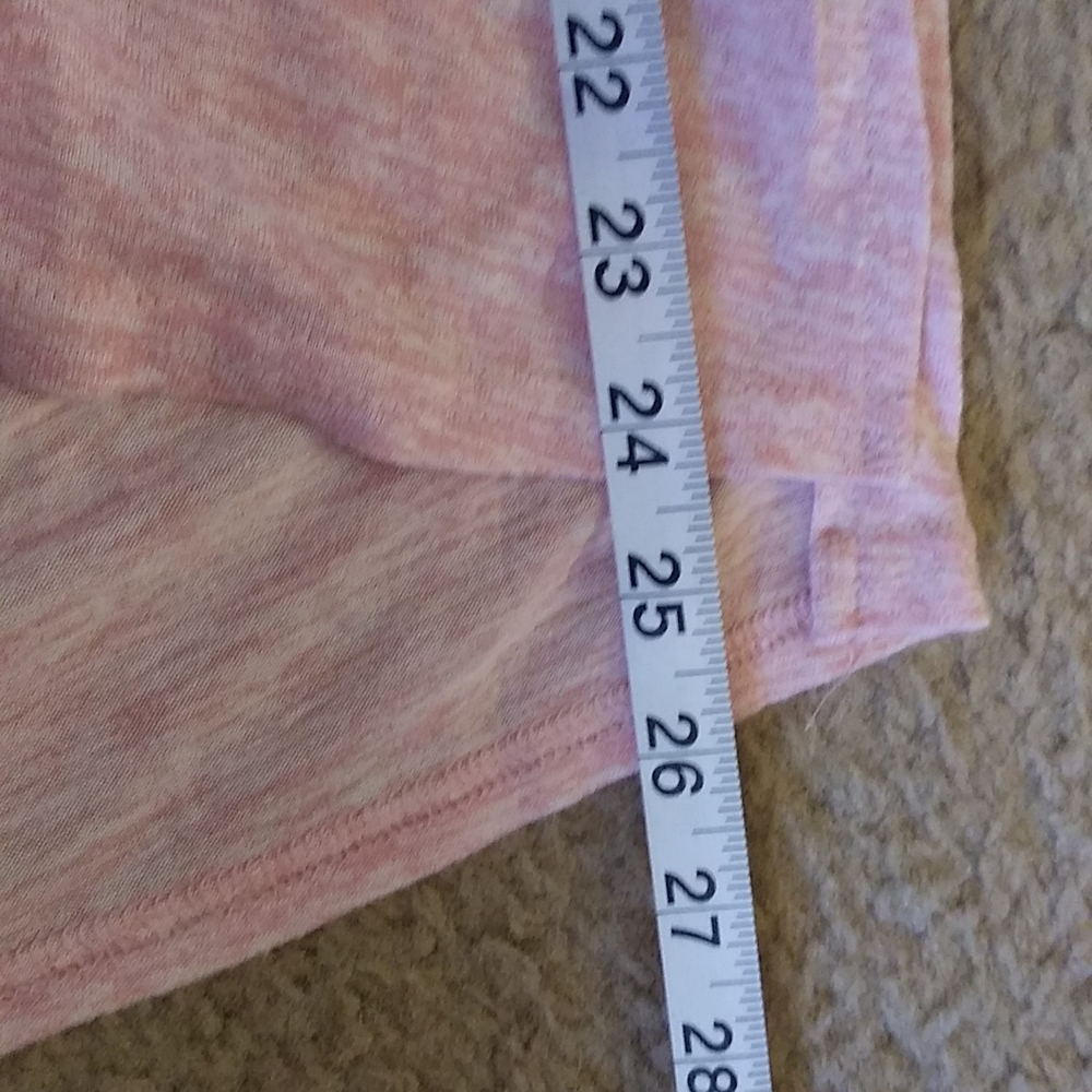 Pink top - Picture 14 of 15